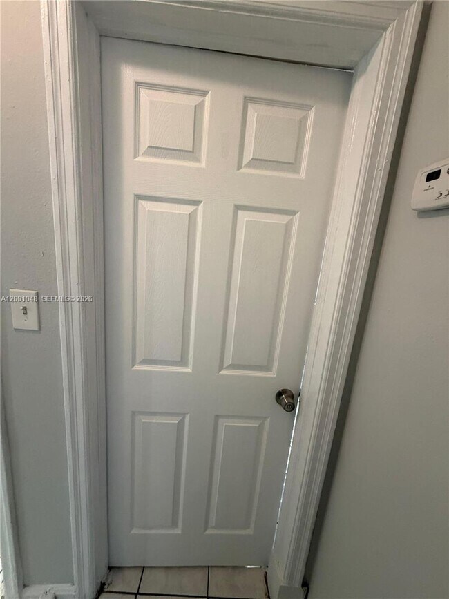 Foto del edificio - 1444 W 24th St