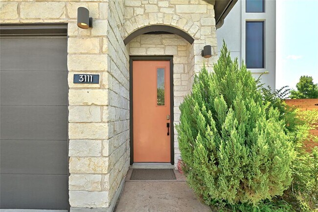 Foto del edificio - 3111 Corbin Ln