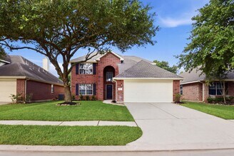 Building Photo - 21731 Chanas Ct