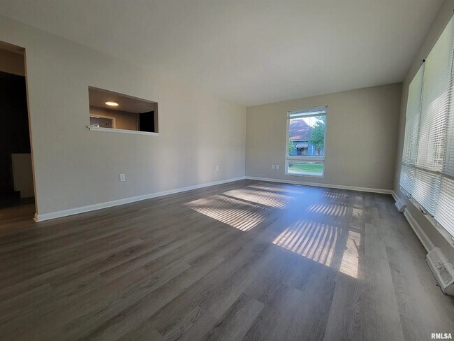 Foto del edificio - 1111 Summer St