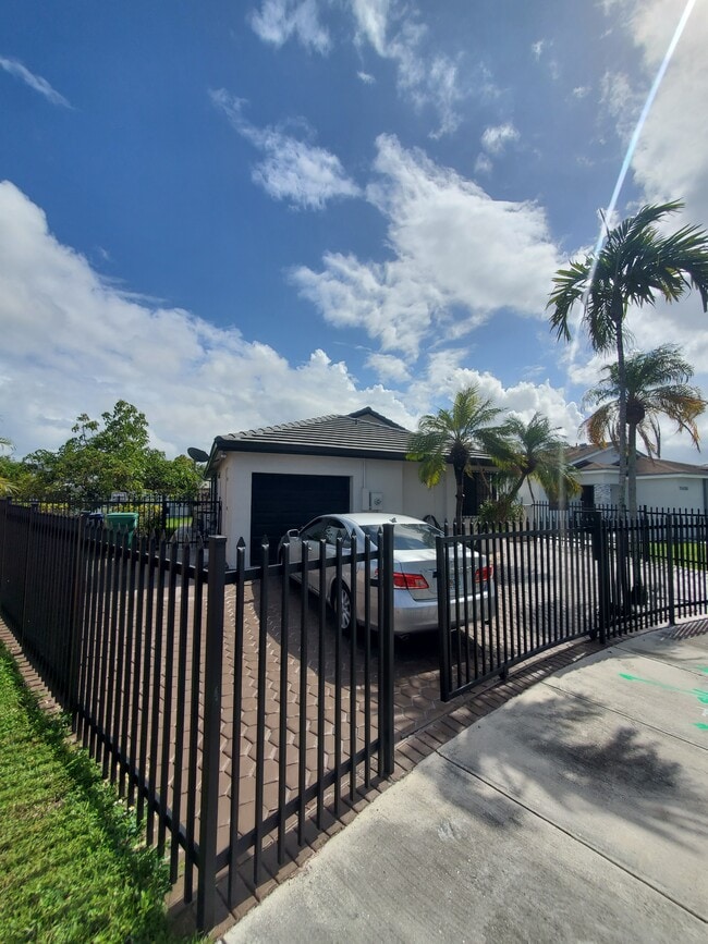 Foto del edificio - 11470 SW 180th St