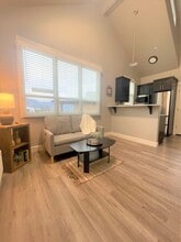 Interior Photo - The Ridge at Bella Vista
