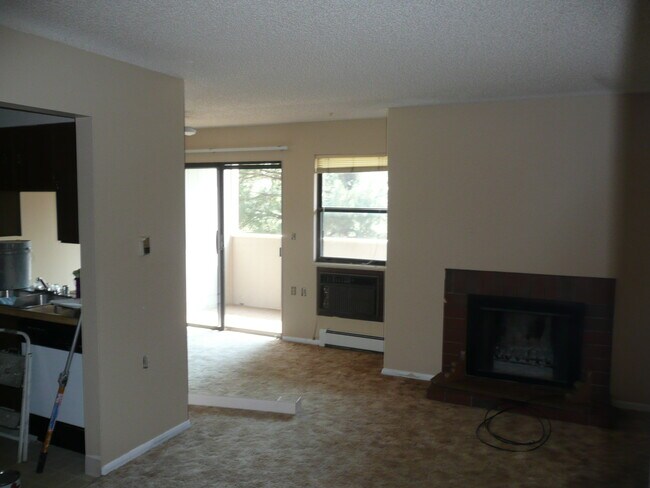 Foto del edificio - 3431 Stover St