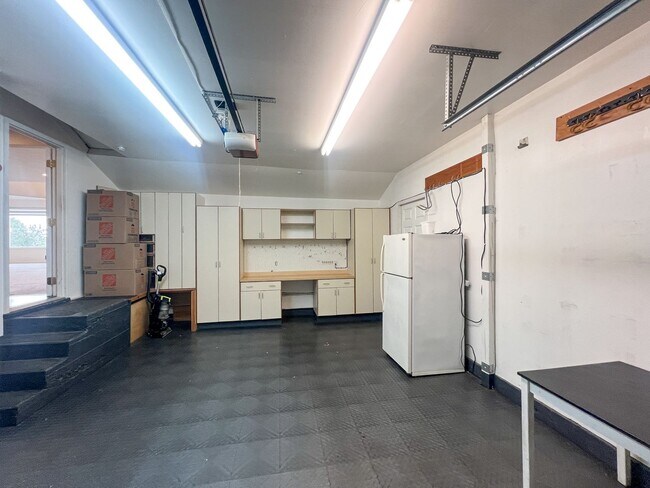 Foto del edificio - 3bd/1ba Seattle Duplex