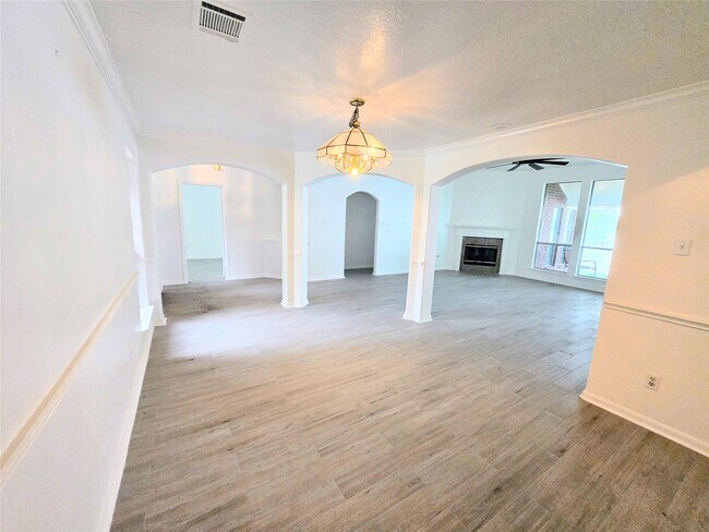 Foto del edificio - 4018 N Crystal Lake Cir