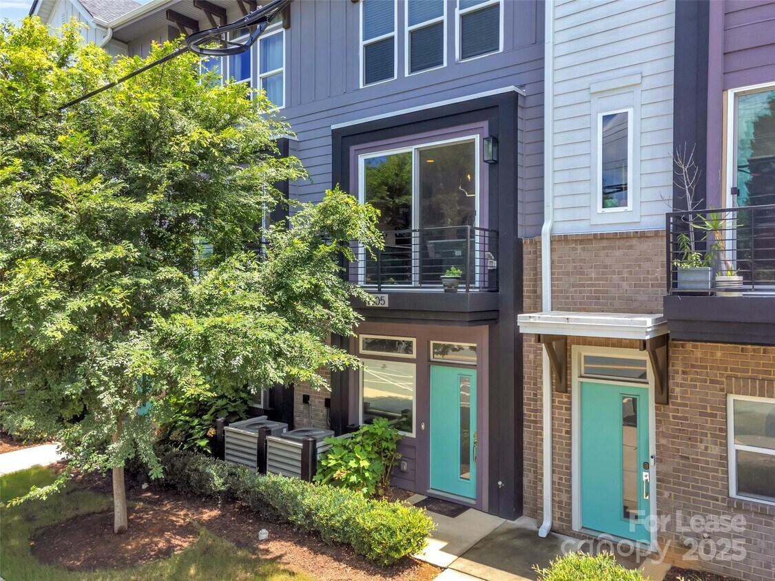 Foto principal - 1005-1036 E 36th St