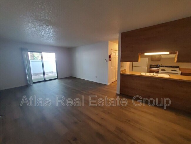 Foto del edificio - 1300 12th St