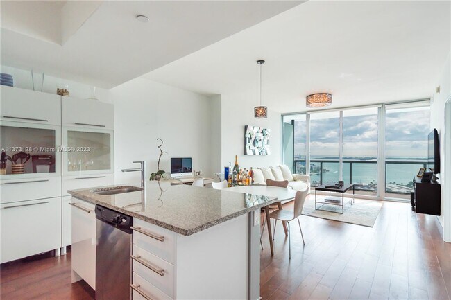 Building Photo - 888 Biscayne Blvd