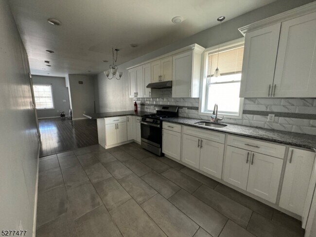 Foto del edificio - 53 Center St