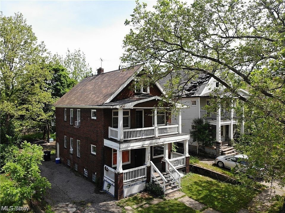 Primary Photo - 10509 Parkview Ave