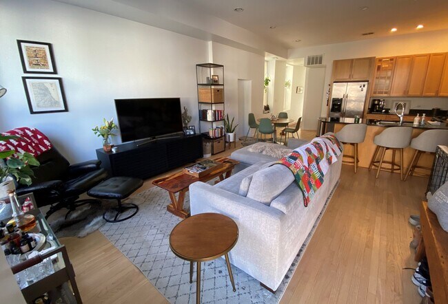 Foto del edificio - 1645 W Julian St