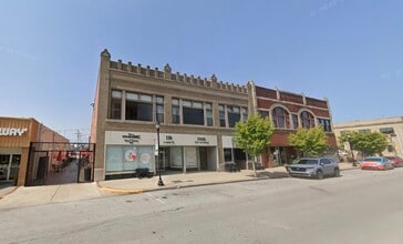 Building Photo - 116 S Main St