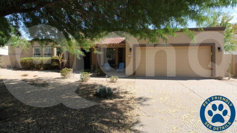 Primary Photo - 4725 E Le Marche Ave
