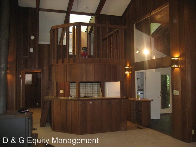 Building Photo - 14255 Green Valley Rd