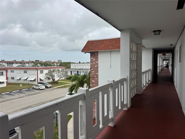 Building Photo - 1310 NW 43rd Ave