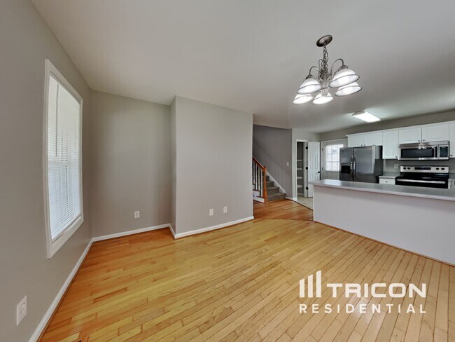 Foto del edificio - 125 Ashton Ct