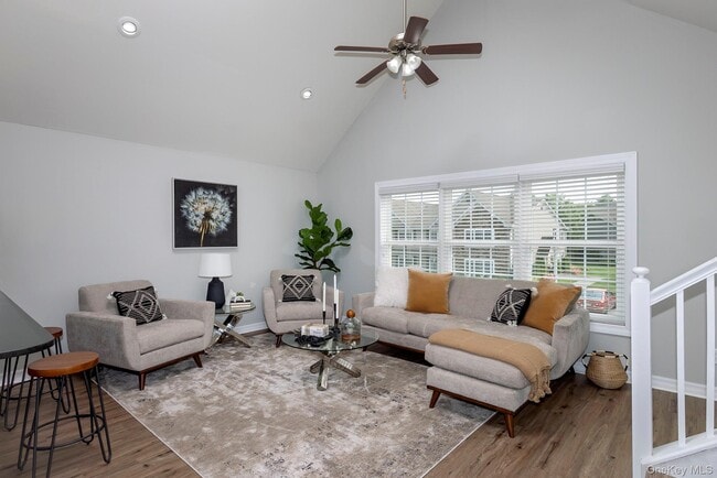 Foto del edificio - 2200 Dolphin Ln