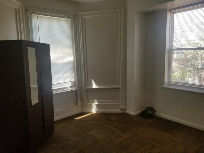 Bedroom - 1312 W Allegheny Ave