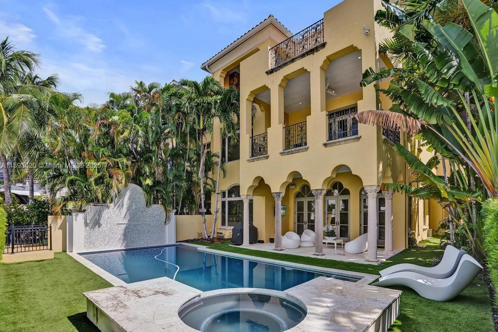 Foto principal - 1516 Island Blvd