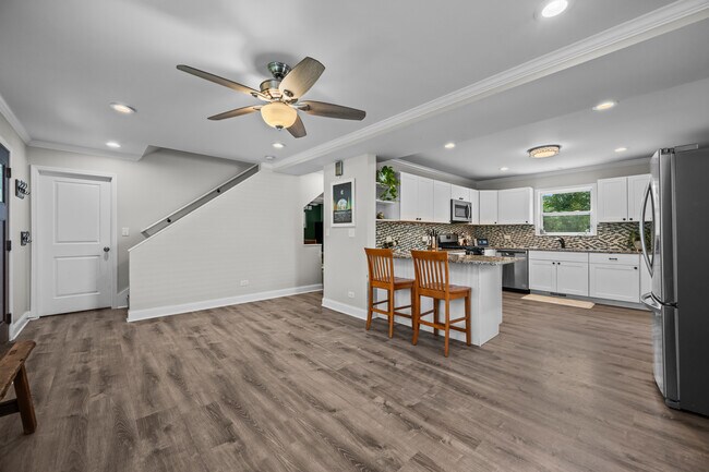 Foto del edificio - 3403 Ridge Rd