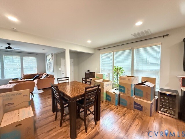 Foto del edificio - 8055 Rutland Village Dr