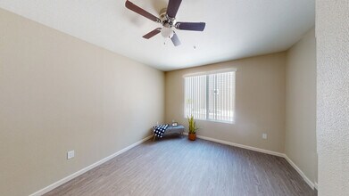 Interior Photo - Almaden Lake Village