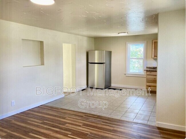 Building Photo - 1201 Wilder Ave