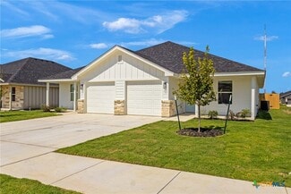 Building Photo - 907 Smoke Tree Ln