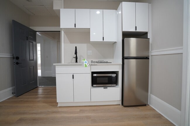 Foto del edificio - 142 Dorchester St