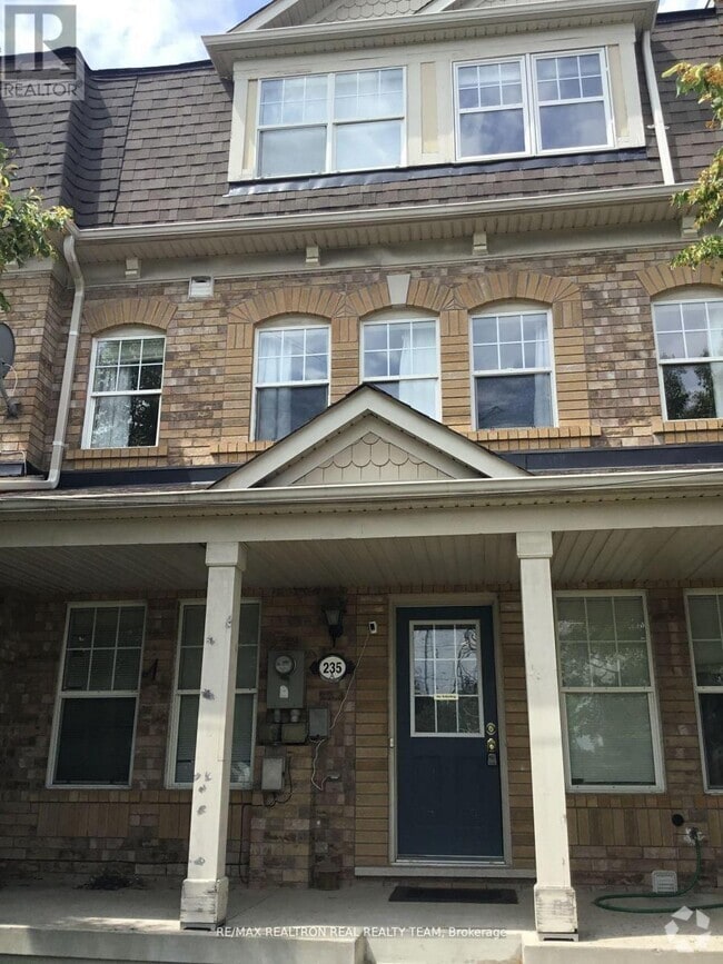 Building Photo - 235 Rouge River Dr