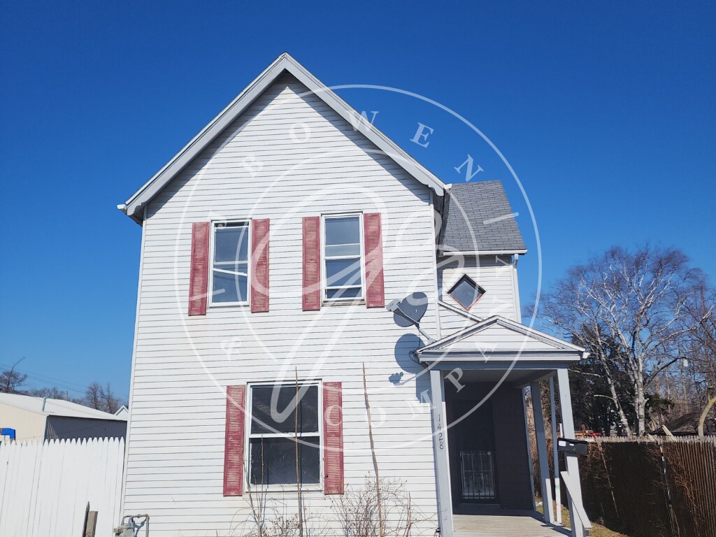 Primary Photo - "Charming 4-Bedroom Home in South Toledo w...