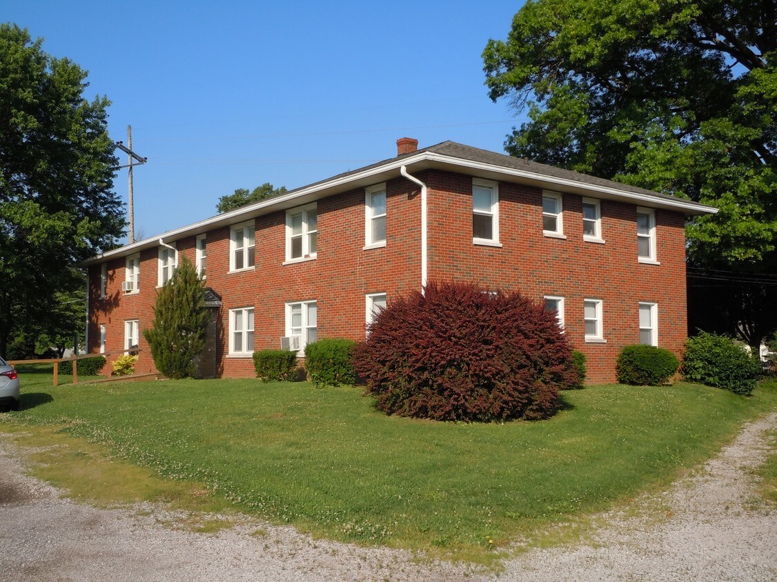 208 Caseyville Rd Unit 1 Collinsville Il 62234 Condo For Rent In Collinsville Il Apartments Com