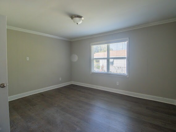 Foto del edificio - 4011 Walnut Ave SW
