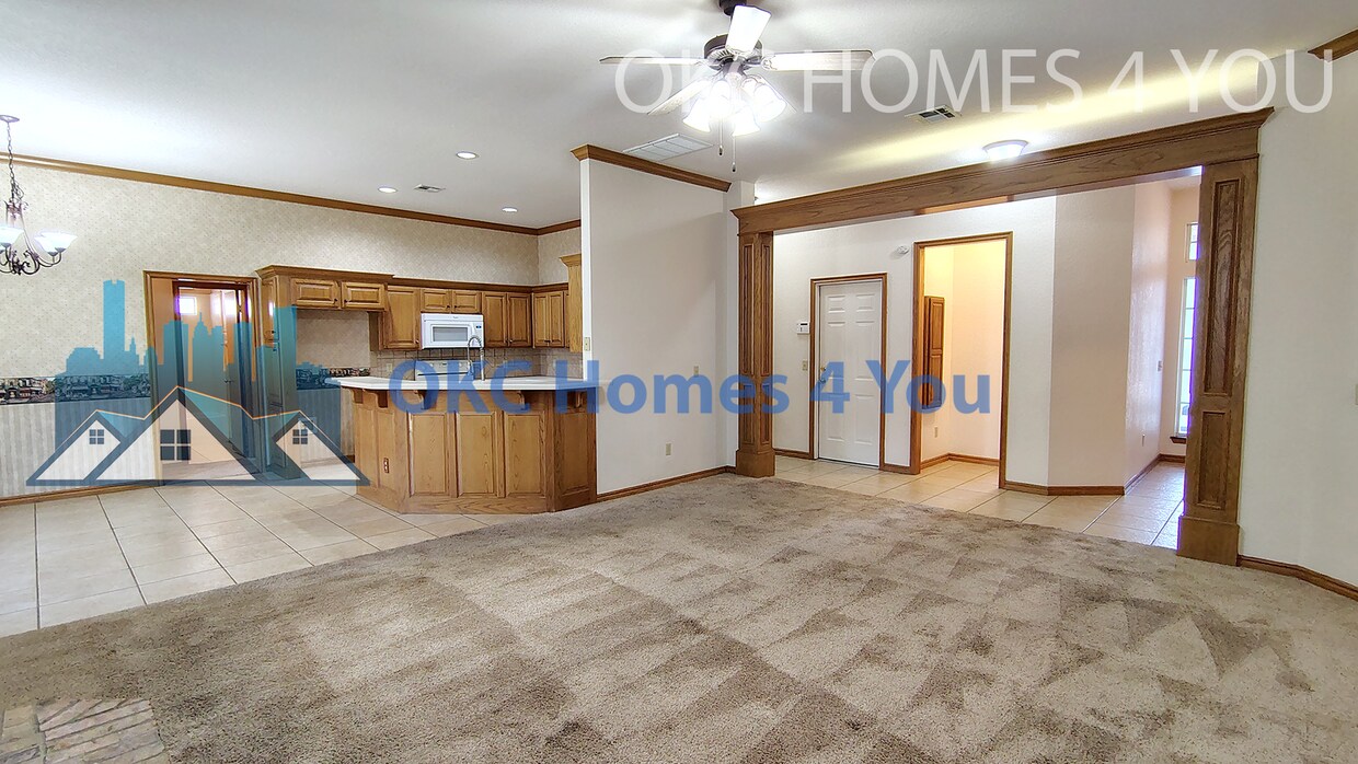 Welcome to Lakeview Estates in Yukon off R... - Beautiful 3 Bed + Office Home in Yukon off...