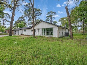 Building Photo - 11515 Iberia Dr