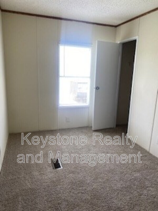 Foto del edificio - 721 Trevor Ln