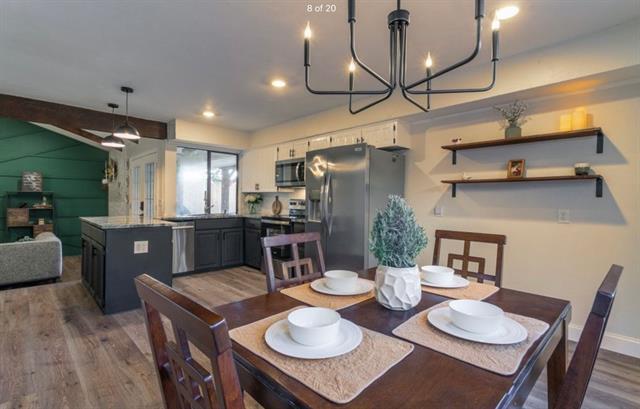 Foto del edificio - 2913 Murphy Dr