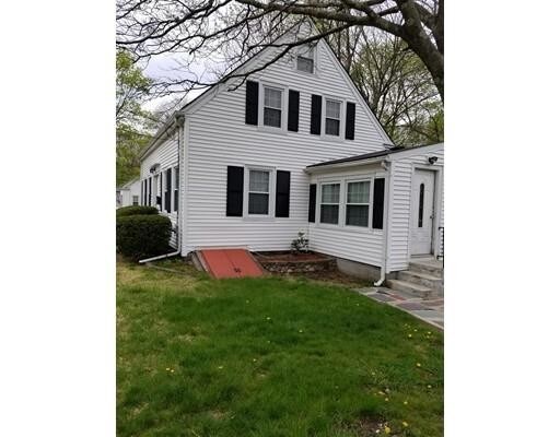 Foto del edificio - 74 Pleasant St