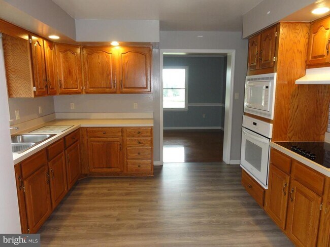 Foto del edificio - 13230 White Rock Rd