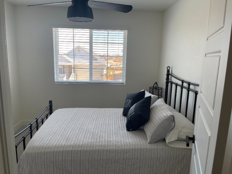 Foto principal - 10991 Memphis Ct