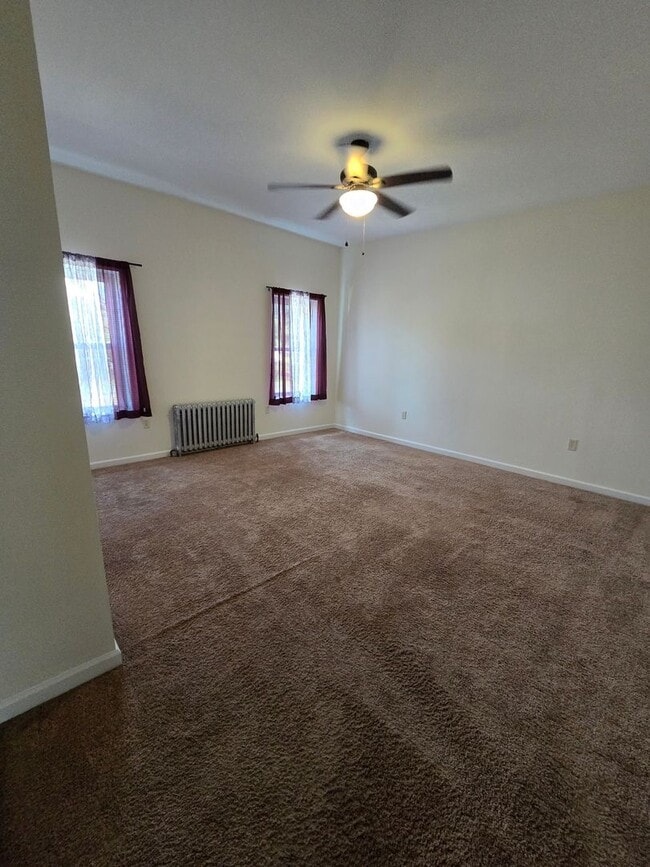 Building Photo - Orwigsburg 2 Bedroom House!