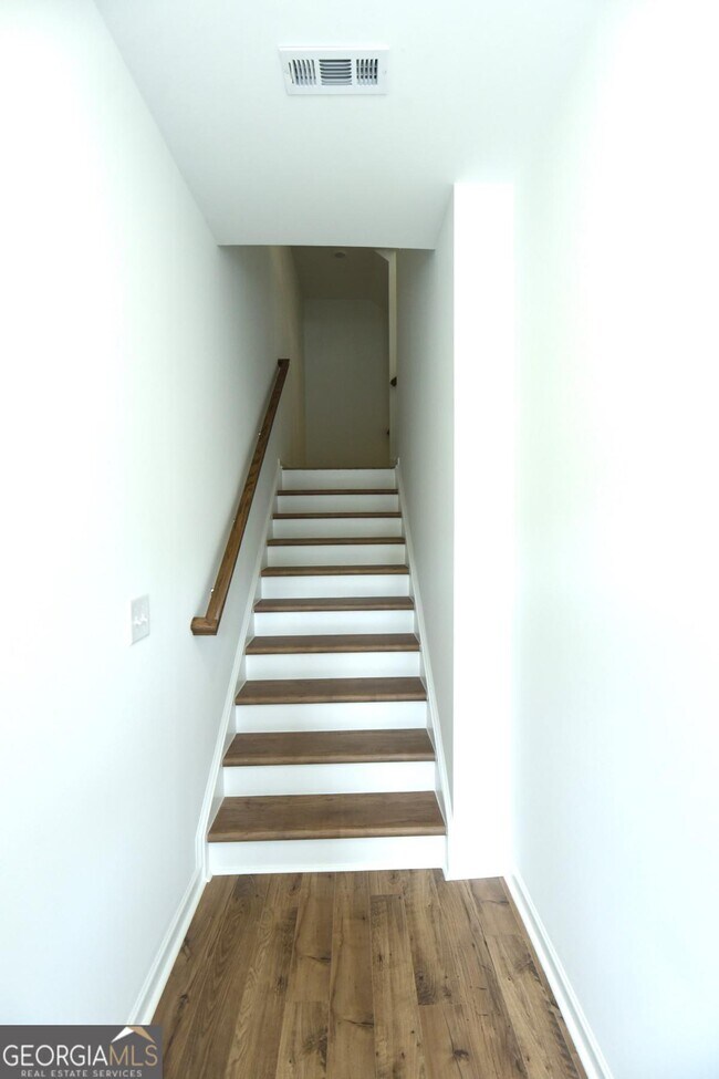 Foto del edificio - 2839 Rosehall Way