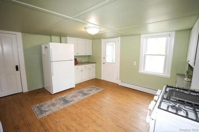 Building Photo - 20 Abbeyfield Ln