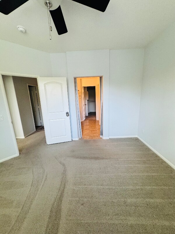 Foto del edificio - 1460 Mockingbird Ct