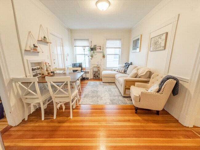 Foto del edificio - 12 Hamlin St