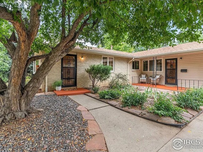 Building Photo - Charming North Boulder Ranch Home with Ope...