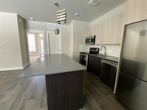 Foto principal - 4819 Caroline St