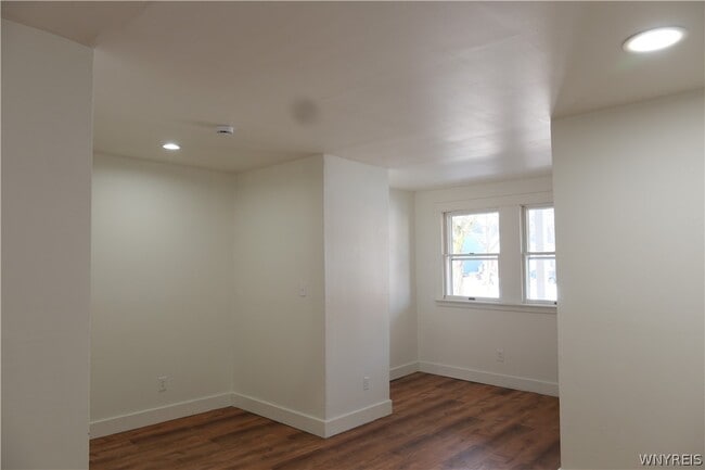 Foto del edificio - 51 Days Park