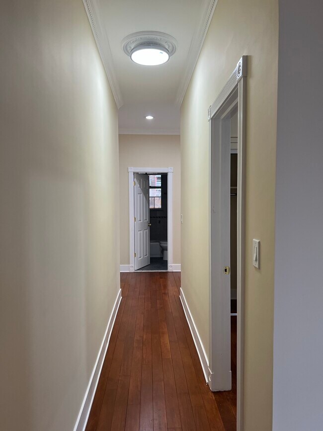Building Photo - 3617 Starr Ave