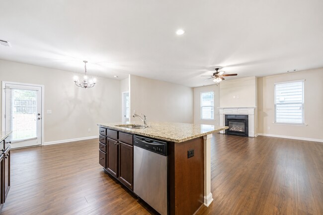 Foto del edificio - 2179 Baywood Tree Ln SW